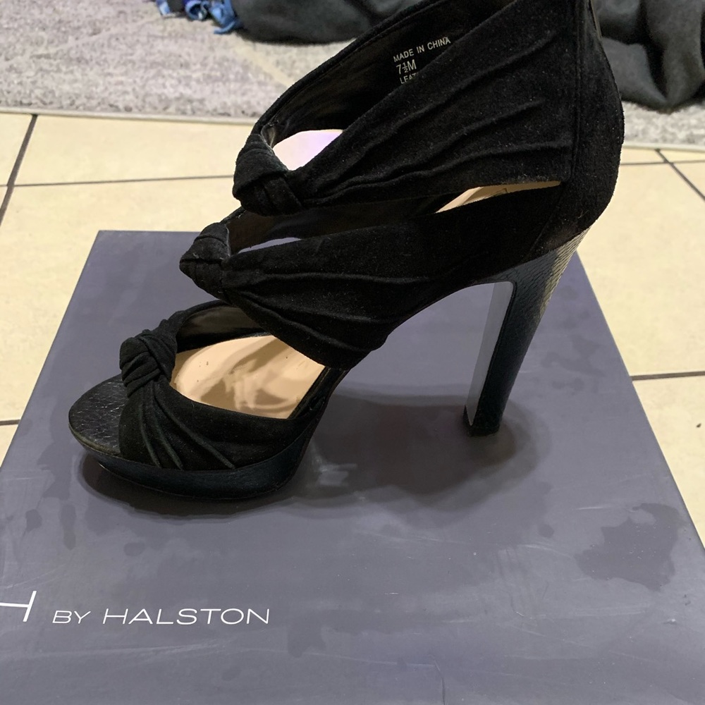 H by HALSTON heels size 7.5